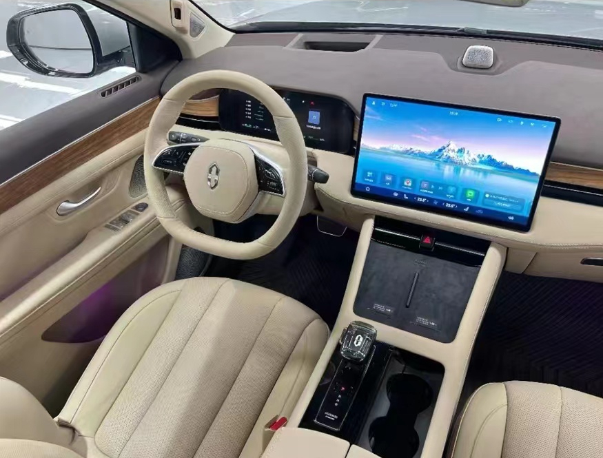问界 M7